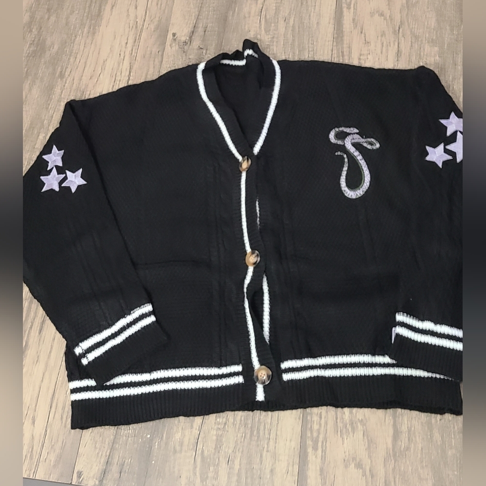 Taylor Swift Black knitted cardigan